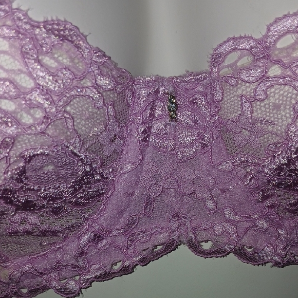 Victoria's Secret Lace Unlined Demi Bra in Lavender Feminine Sexy Girly - Picture 7 of 16